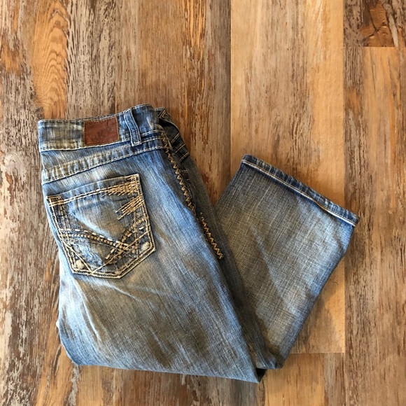 BKE Stretch Capris - Picture 1 of 6